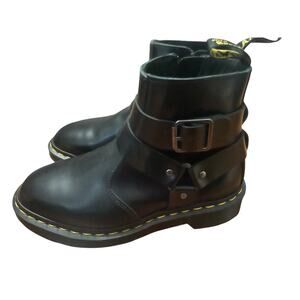 NWT Dr Martens  Boots with buckles size 6
